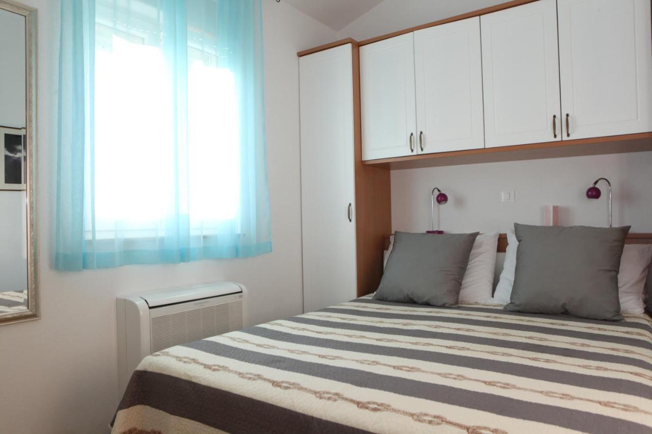 Apartments Sea View Kožino Eksteriør billede